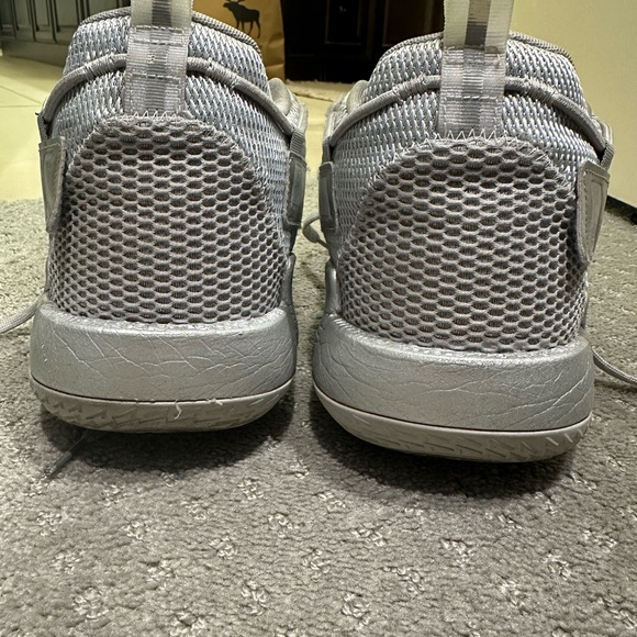 Adidas Dane 7 silver metallic basketball shoes - Picture 4 of 12